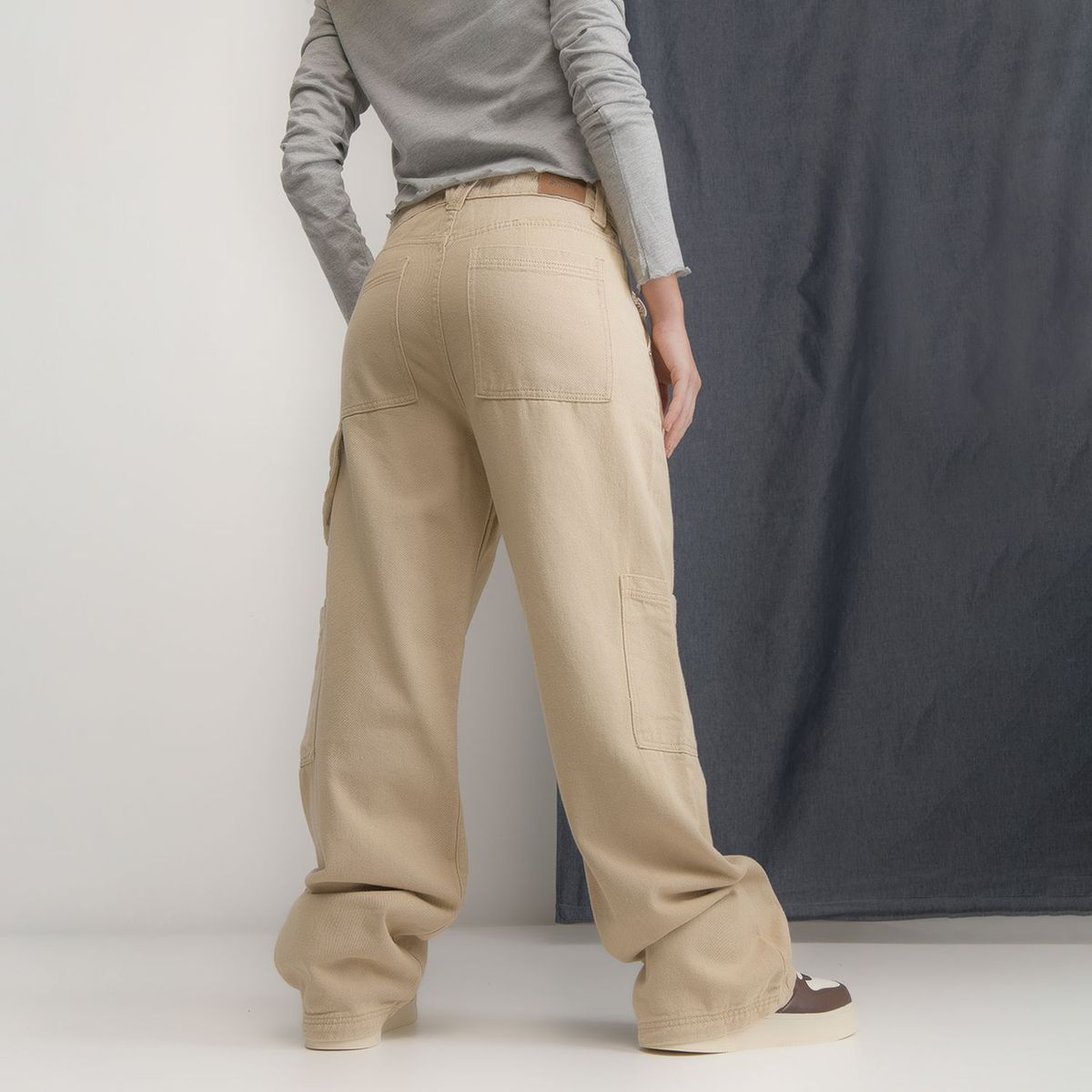 SYBILLA - Jean Cargo Tiro Alto Mujer Sybilla