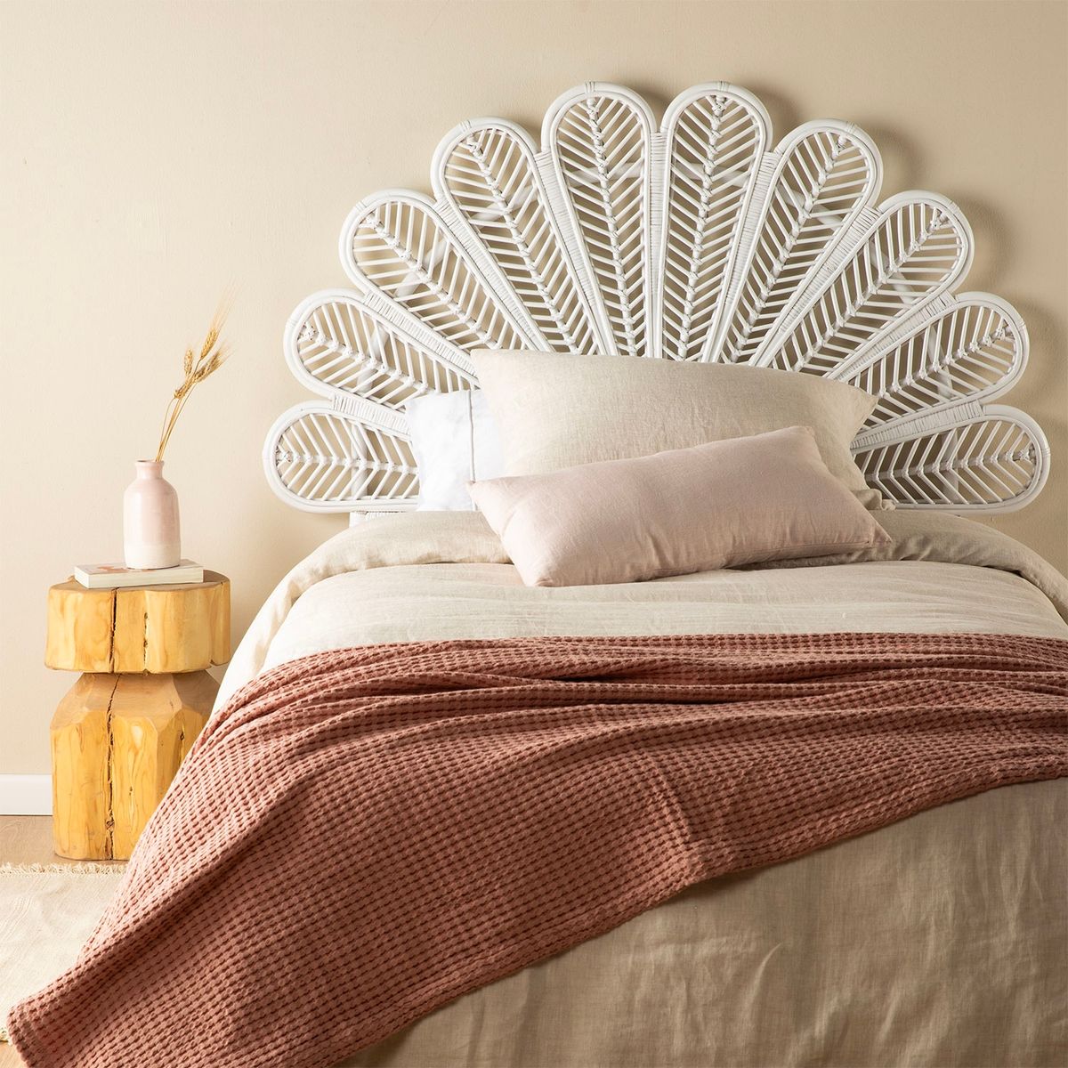 BASEMENT HOME - Cabecero para Cama Semidoble Moderno en Rattán 128 x 134 cm Basement Home