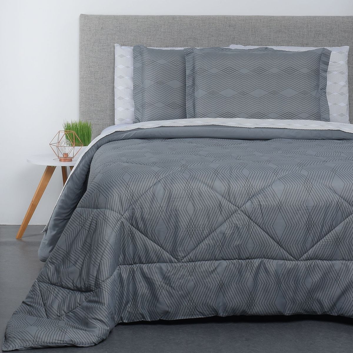 AMBIENTA - Edredón + Juego de sábanas Marco