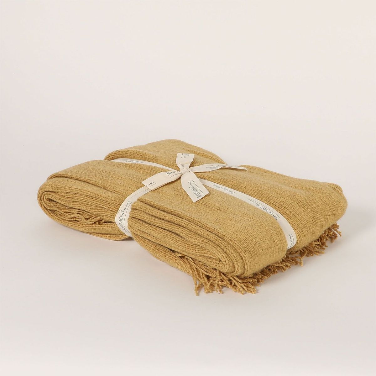 BASEMENT HOME - Manta Tejida de Acrilico Basement Home 130x170 cm