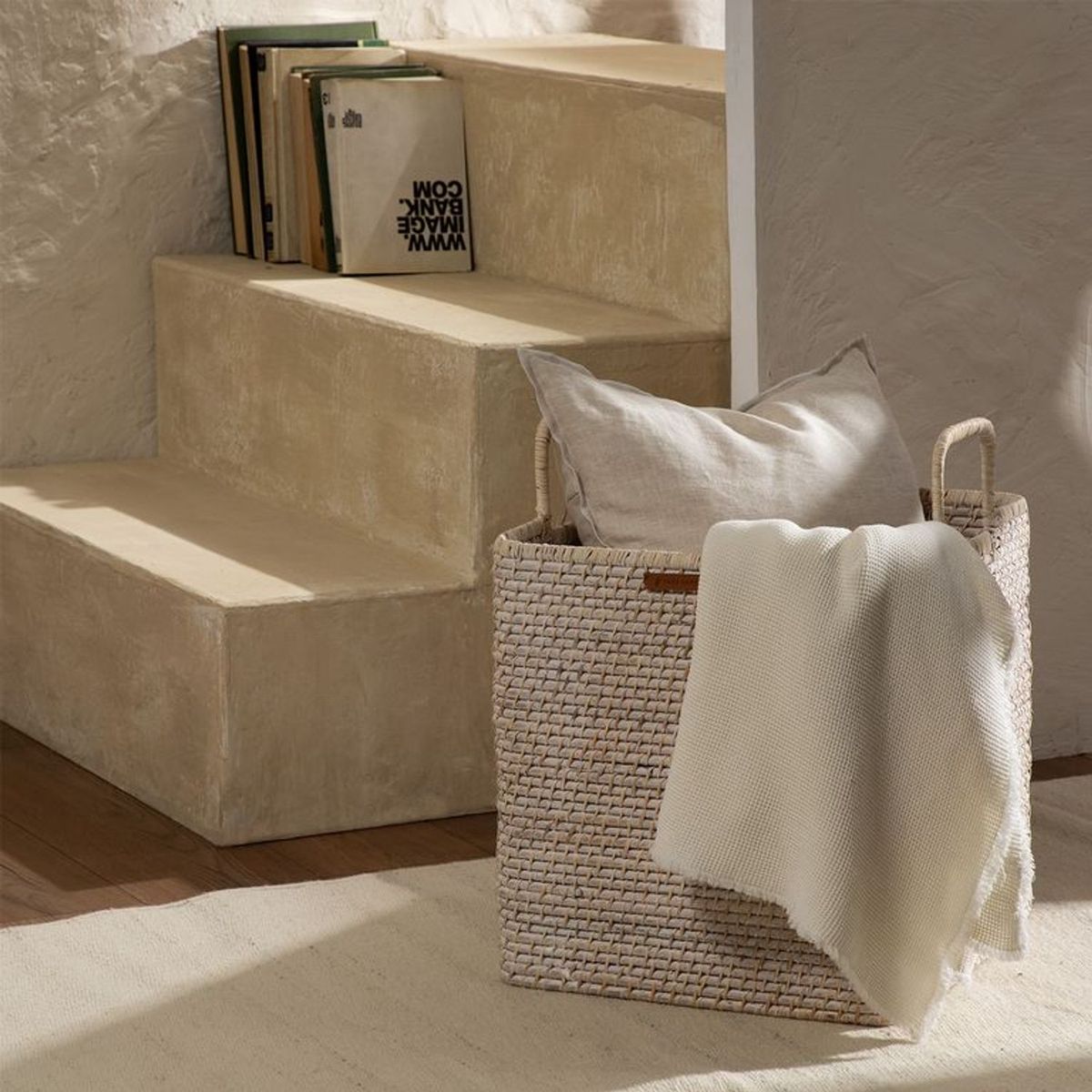 CASA CANTABRIA - Canasto Rattán con Manijas 42 cm