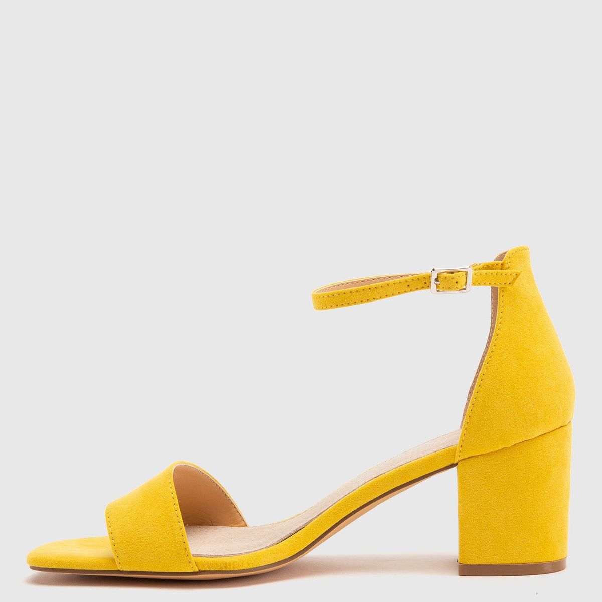 BASEMENT - Sandalias para Mujer con tacón grueso Sandalias Basement amarillas de moda para mujer