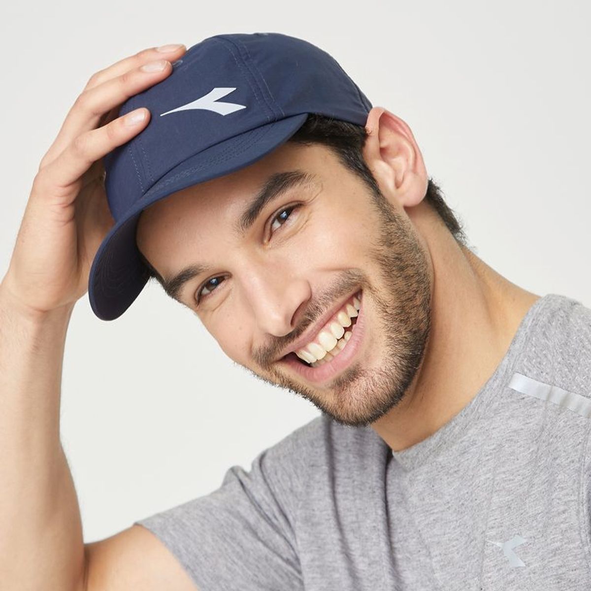 DIADORA - Gorra de Running con logo Reflectivo Diadora Running