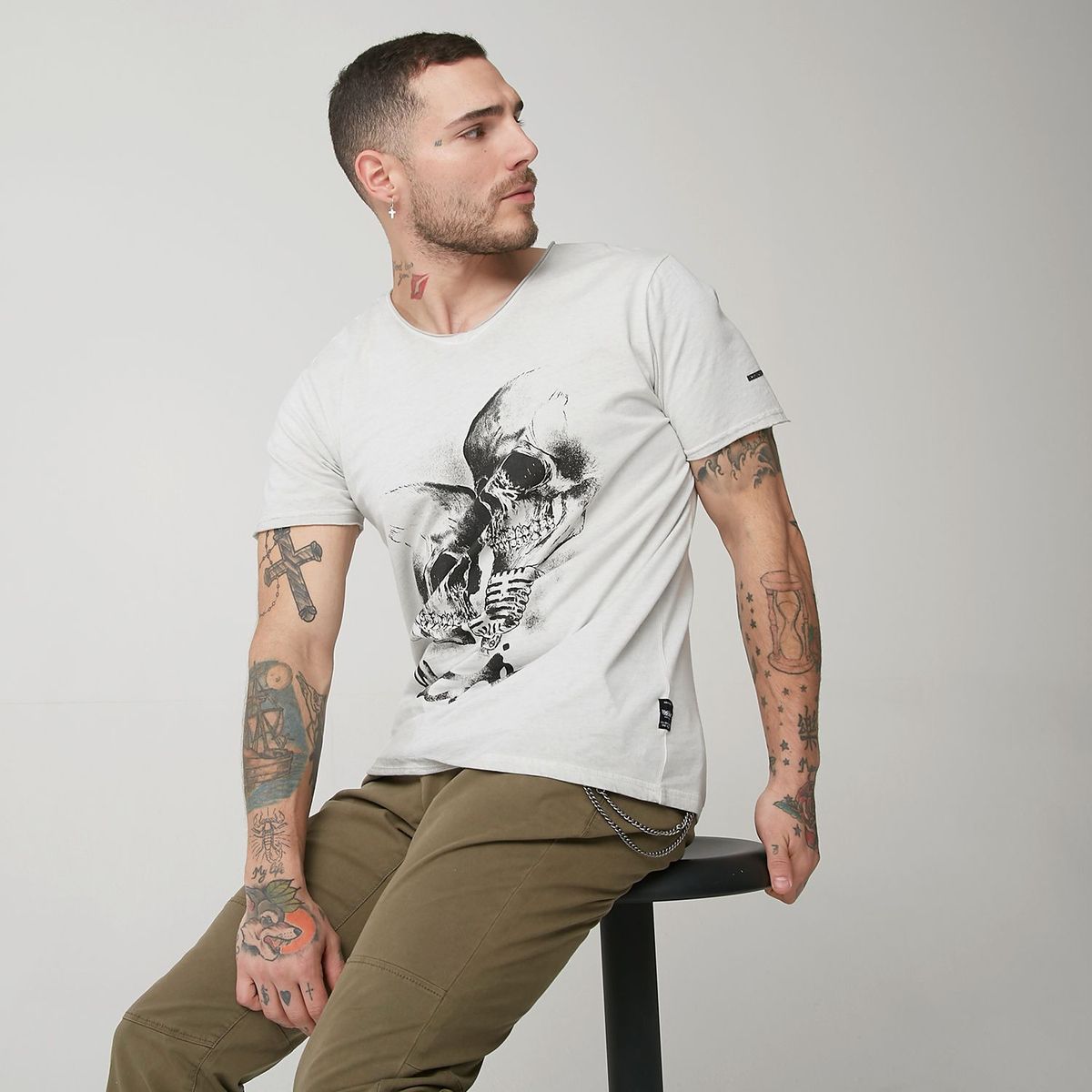MOSSIMO - Camiseta para Hombre Manga corta con Estampado Mossimo