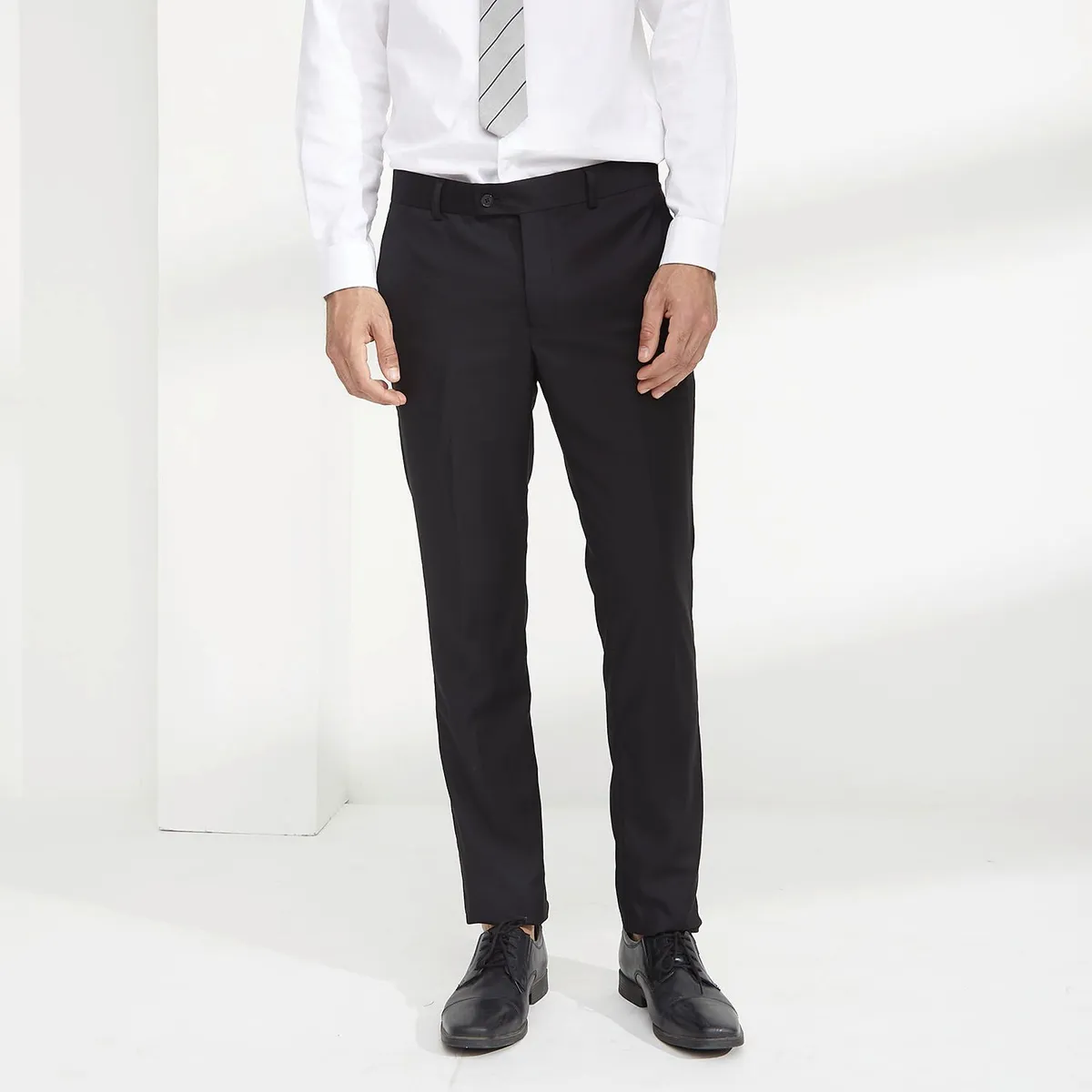 BASEMENT - Pantalón 5 Bolsillos para Hombre Slim Basement