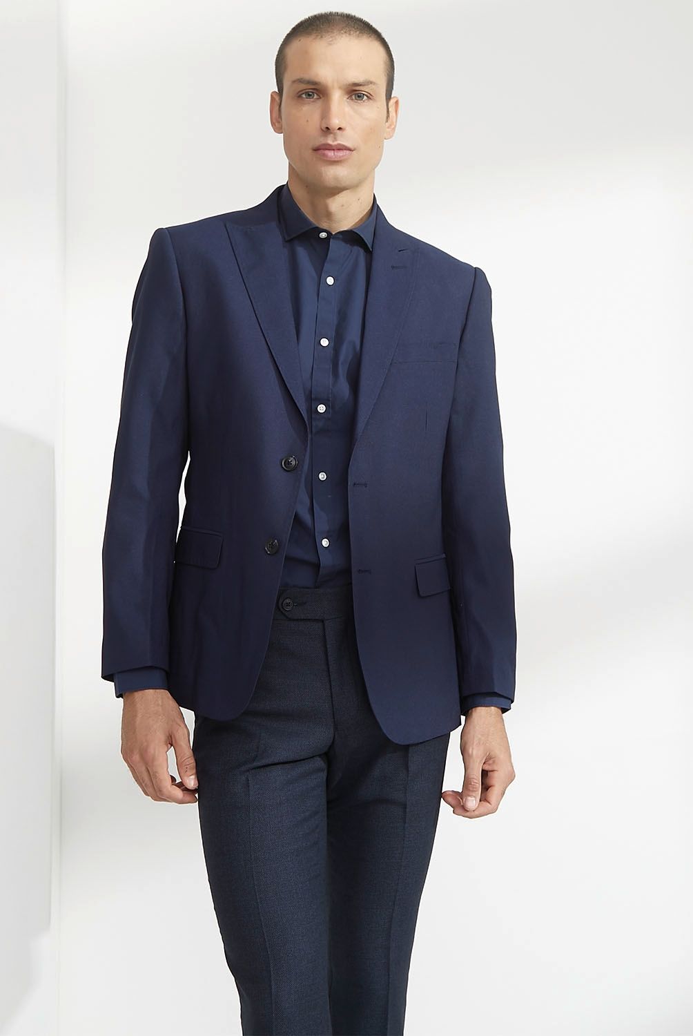 BASEMENT - Blazer Hombre Basement