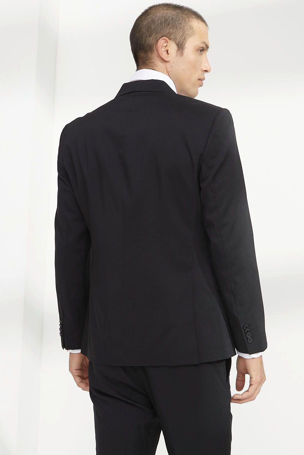 BASEMENT - Blazer Hombre Basement