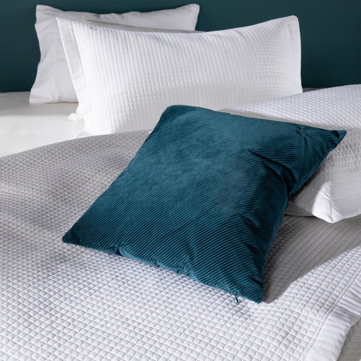 BENETTON - Cojín Cordu Bur 45 x 45 cm