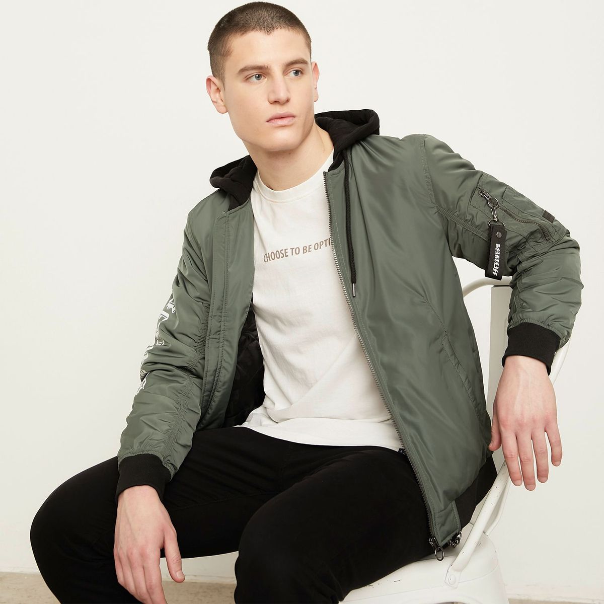 BEARCLIFF - Chaqueta Bomber para Hombre Con capota Bearcliff