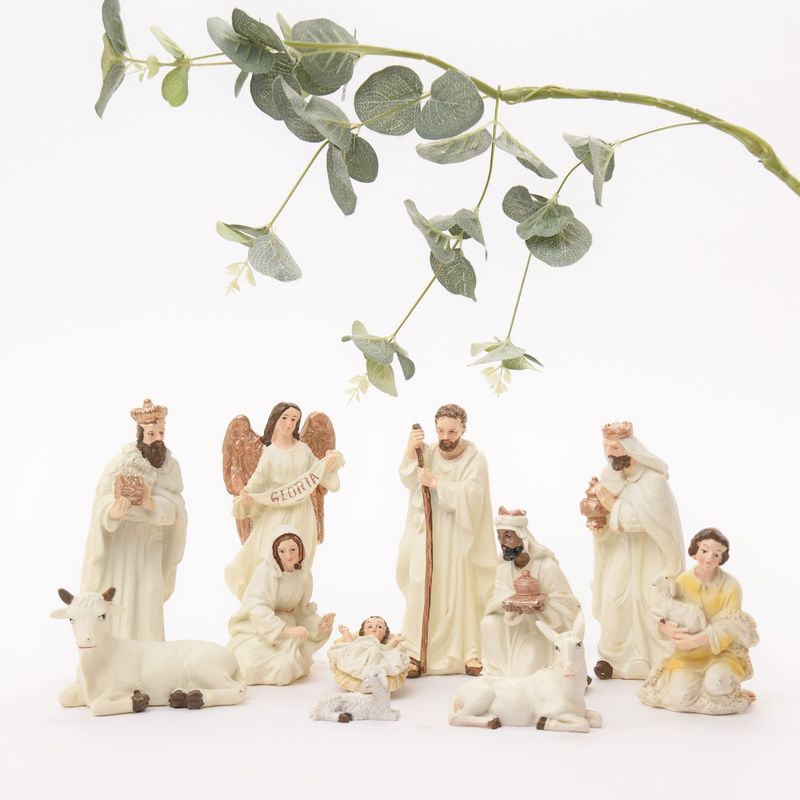 MICA - Pesebre de Navidad de Resina 14.7 cm. Nacimiento de Jesús 11 piezas Mica