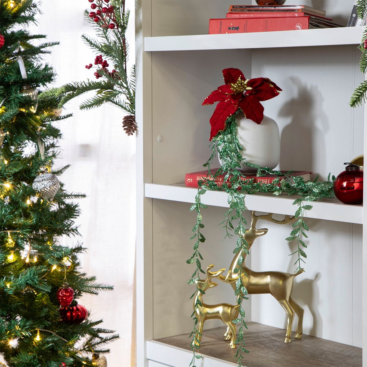 MICA - Adorno Navideño: Flor Roja 23 cm