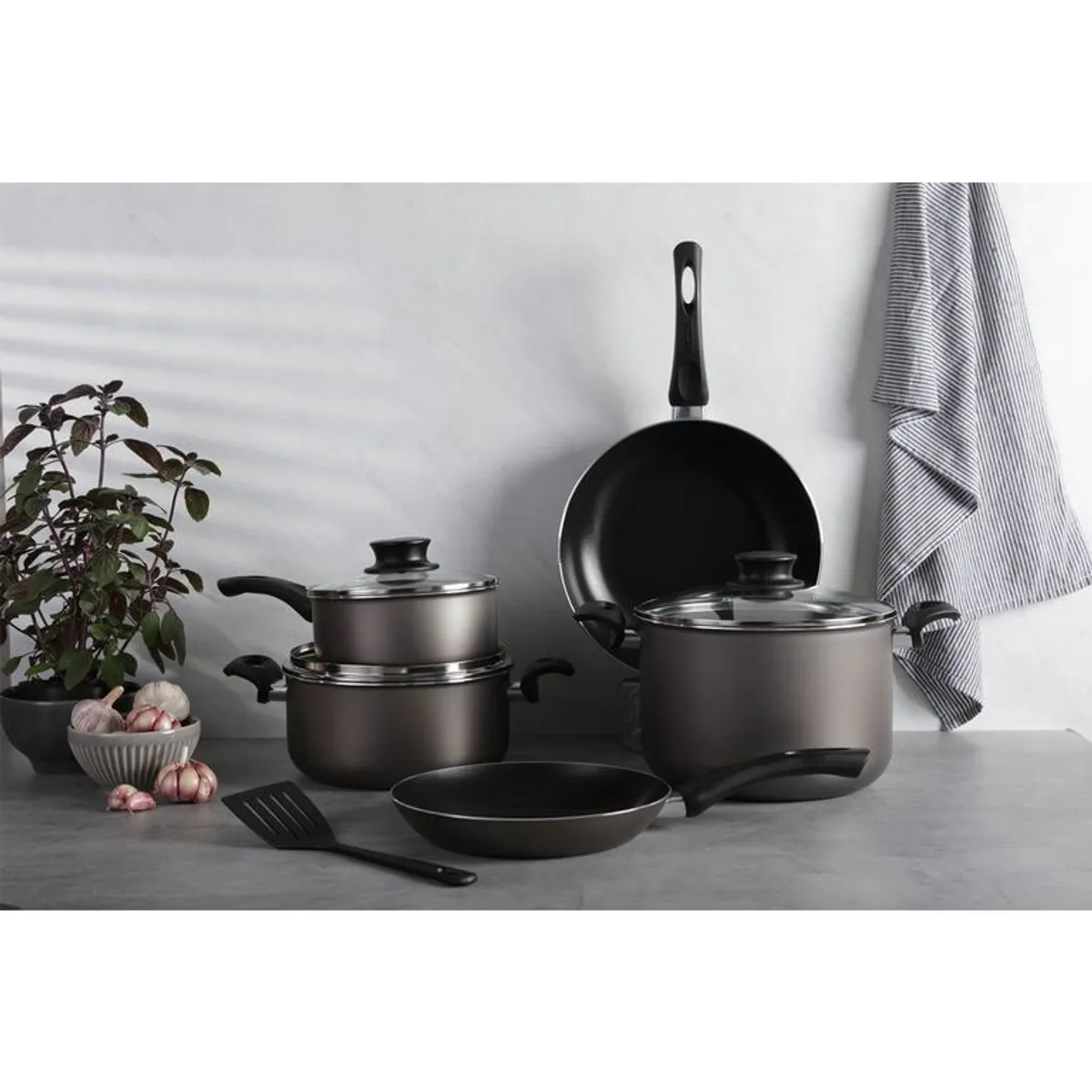 TRAMONTINA - Juego de ollas Tramontina: Gloria. Bateria Antiadherente 9 piezas