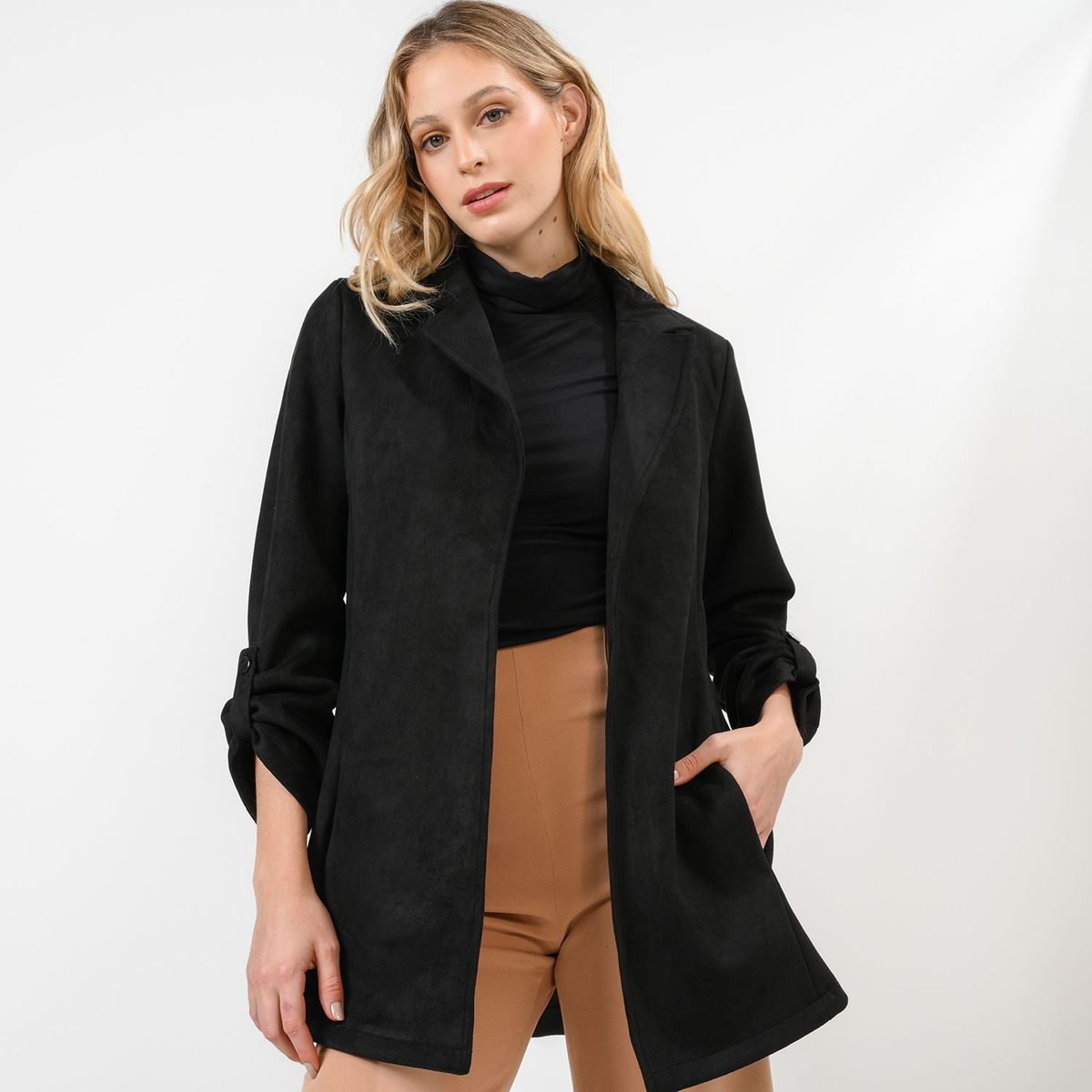BASEMENT - Abrigo para Mujer Basement