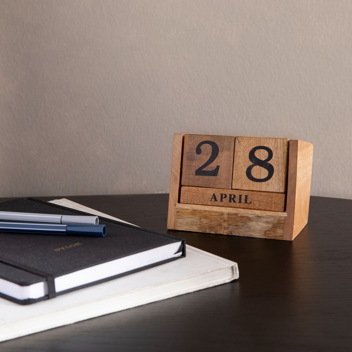 BASEMENT HOME - Adorno Madera Basement Home