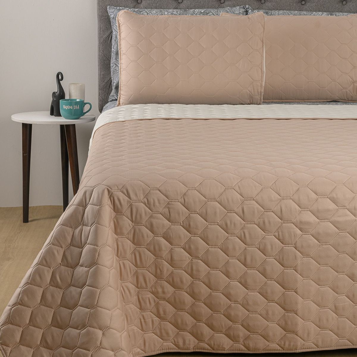 MICA - Cubrelecho HP Beige Mica