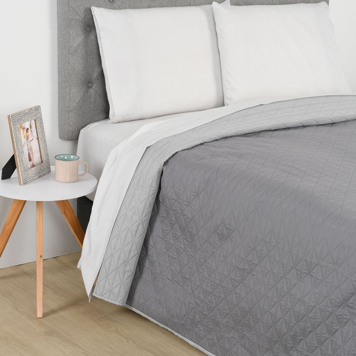 AMBIENTA - Cubrelecho Poliéster Gris / Negro