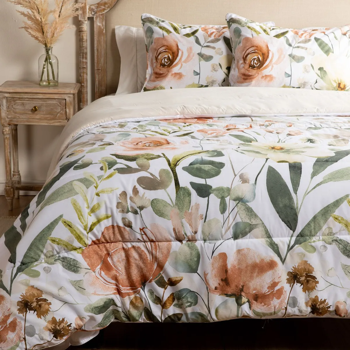 ROBERTA ALLEN - Edredón Roberta Allen con exterior en Polialgodón y relleno de 500 GSM Poliéster muy alcolchado Barbara. Edredón Estampado para cama Doble, queen, king.