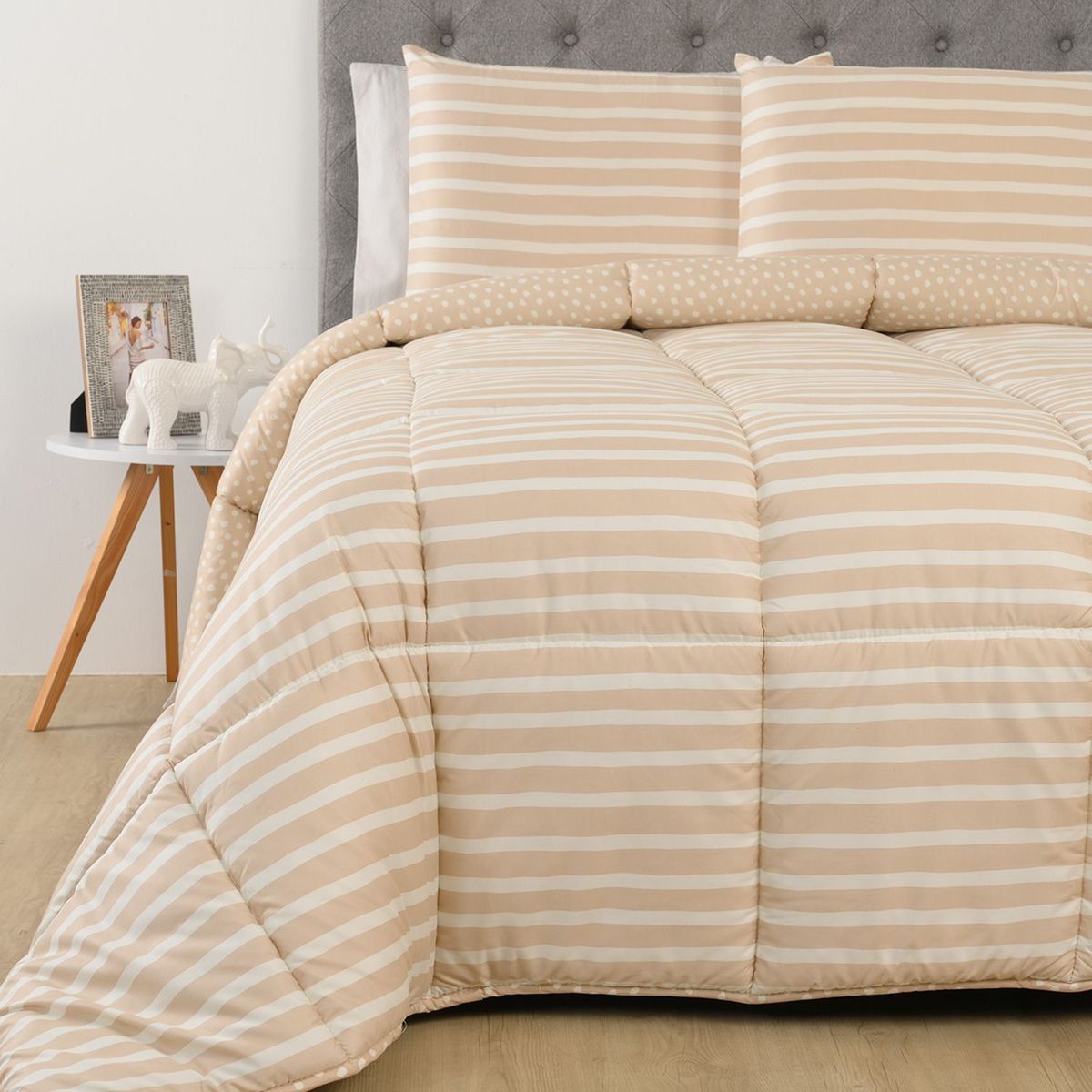 MICA - Edredón Mica con exterior y relleno de 500 GSM Poliéster muy alcolchado Hugo. Edredón Estampado para cama Sencilla, doble, queen, king.