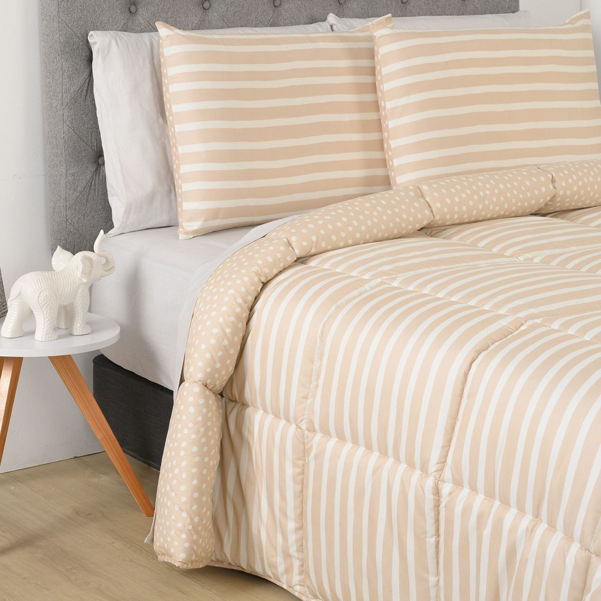 MICA - Edredón Mica con exterior y relleno de 500 GSM Poliéster muy alcolchado Hugo. Edredón Estampado para cama Sencilla, doble, queen, king.