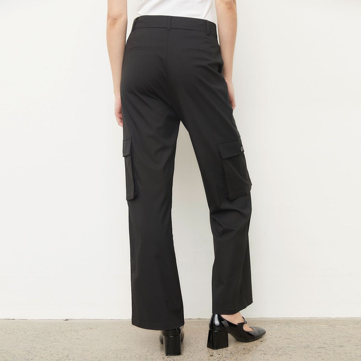 BASEMENT - Pantalón Cargo para Mujer Tiro alto Basement