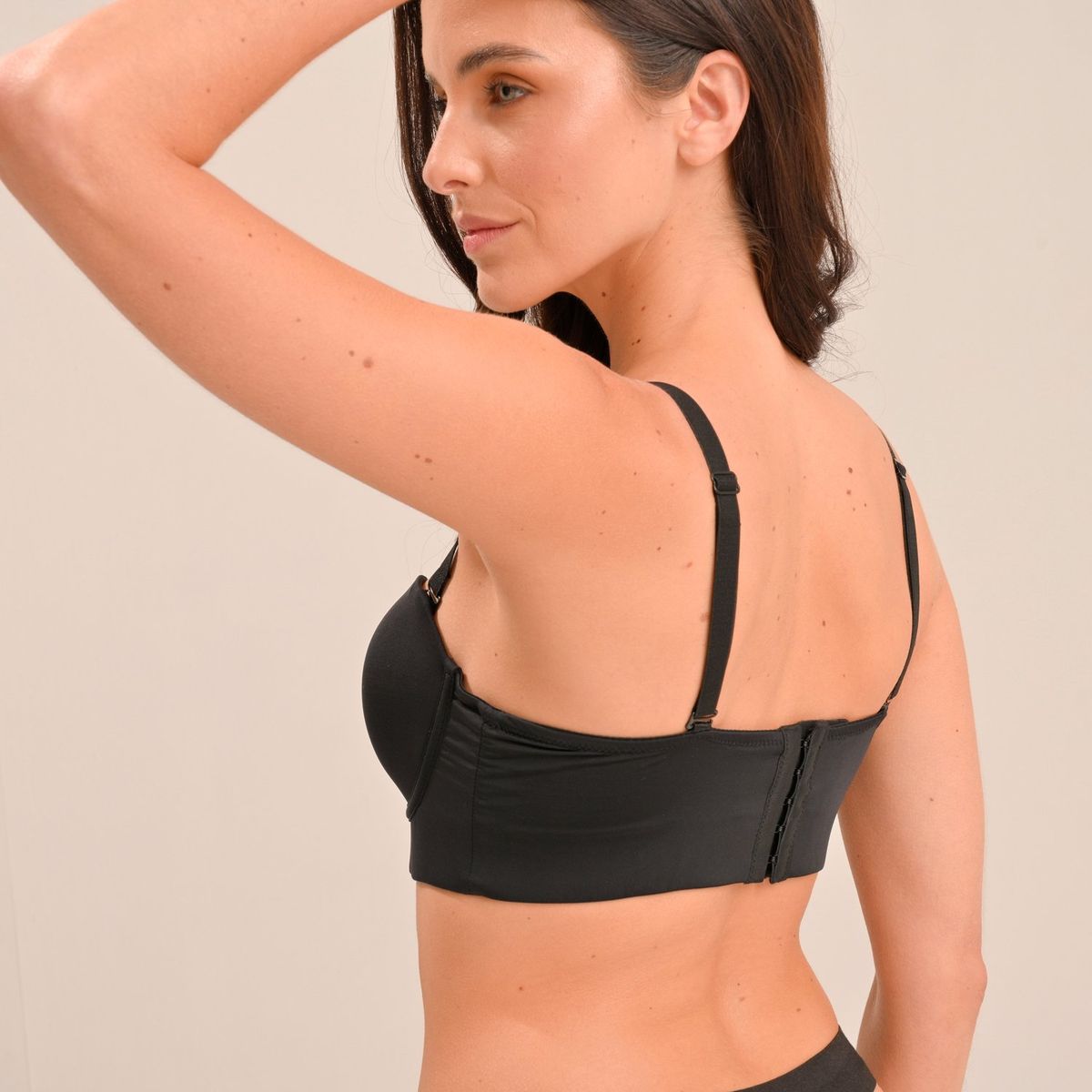 BLU - Brasier Strapless con realce con varilla BLU