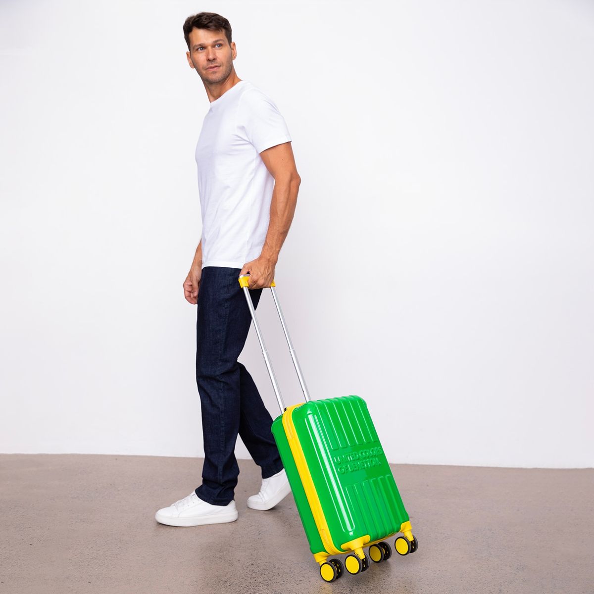 BENETTON - Maleta rígida de viaje 10 Kg Benetton Cabina Ruedas 360° candado TSA