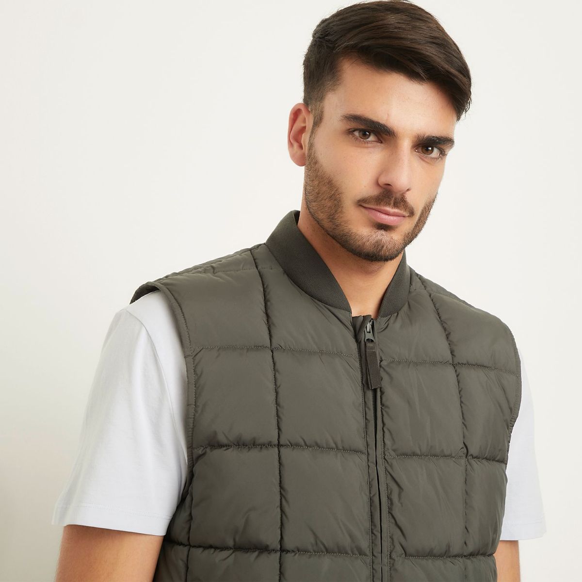 BASEMENT - Chaleco Hombre Basement