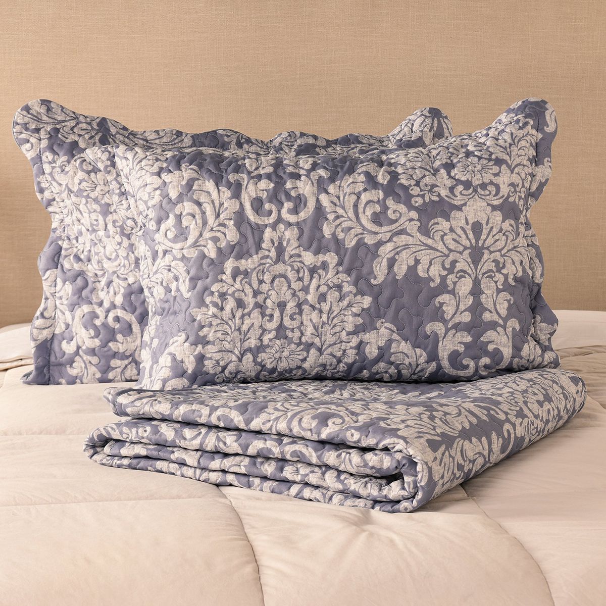 ROBERTA ALLEN - Cubrelecho Roberta Allen con exterior y relleno Poliéster 180 Gsm. Cubrelecho Estampado Manola para Cama Doble, queen y King.