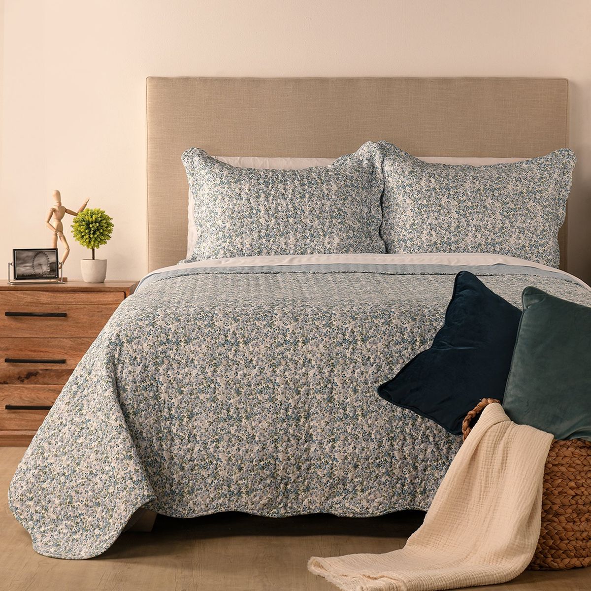 ROBERTA ALLEN - Cubrelecho Roberta Allen con exterior y relleno Poliéster 180 Gsm. Cubrelecho Estampado Liberty para Cama Doble, queen y King.