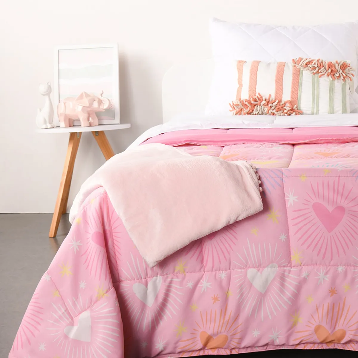 MICA KIDS - Edredón Infantil Mica Kids con exterior y relleno de Poliéster 180 GSM Cora. Edredón Estampado para cama Sencillo y doble.