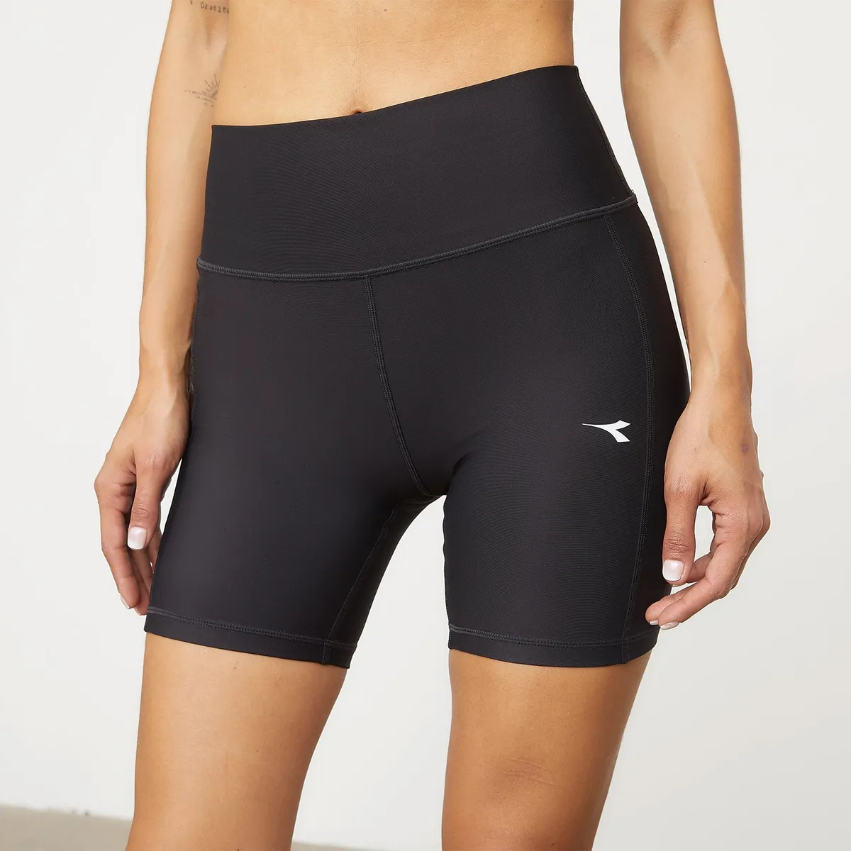 DIADORA - Short Deportivo Training Mujer Diadora