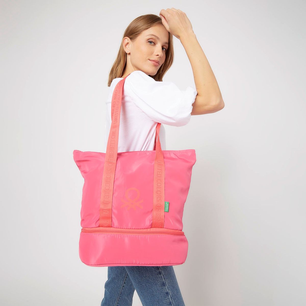 BENETTON - Bolso Playero Benetton 37 x 16 cm con Bolsillo Cooler