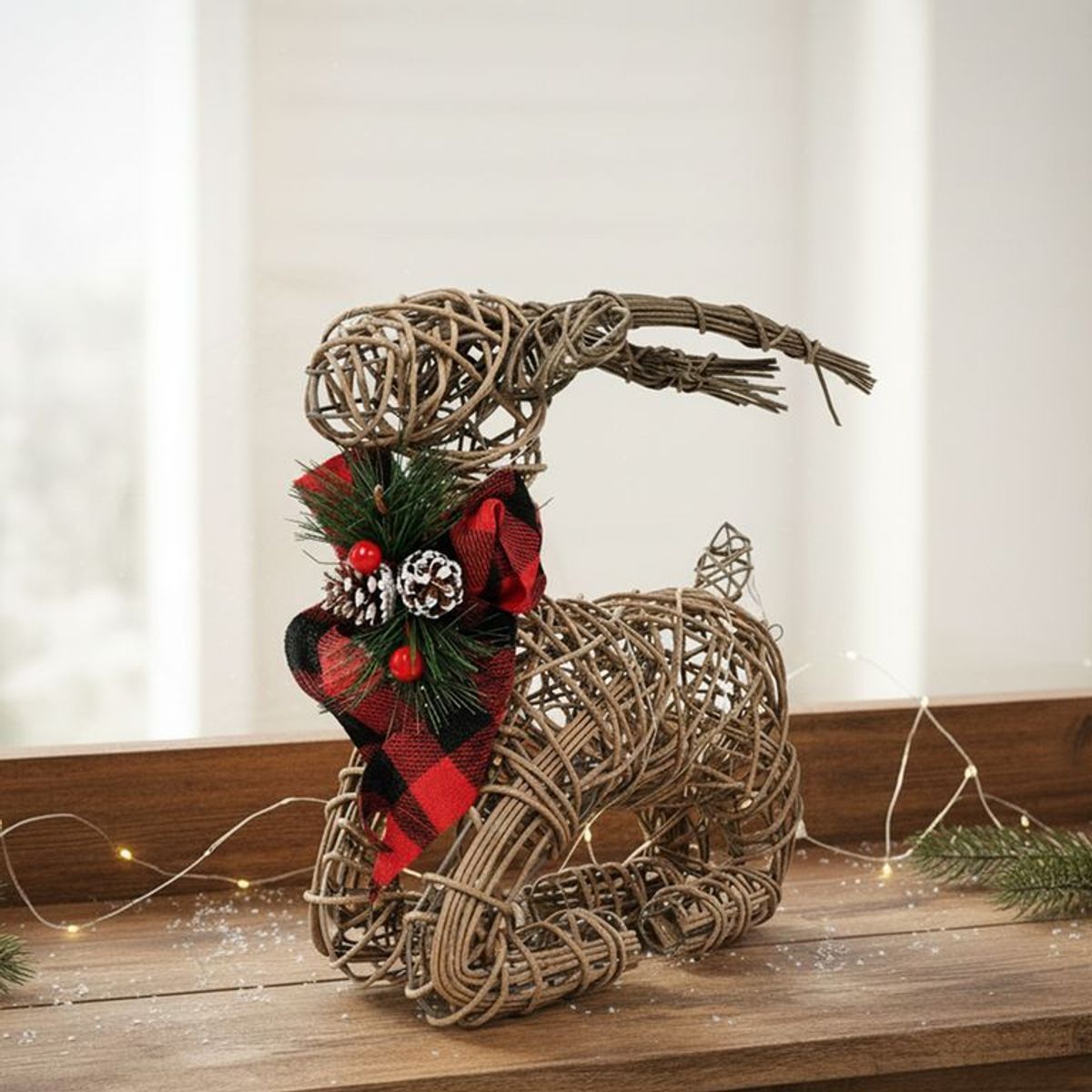 MICA - Adorno Navideño con Luz: Reno 30 cm