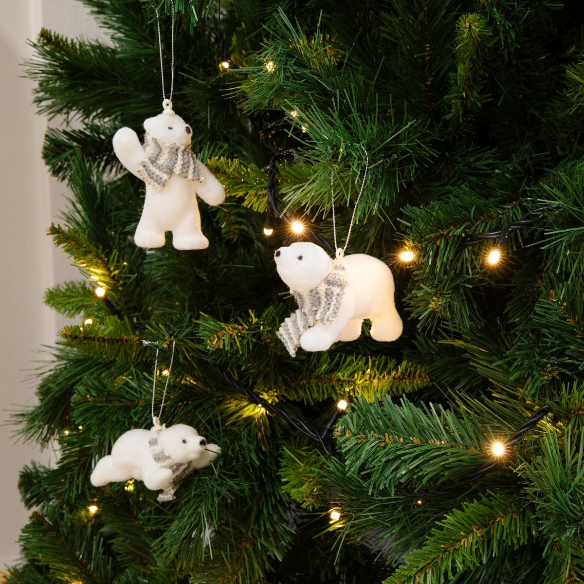 MICA - Adorno de Árbol: Set x3 Oso Blanco 10 cm