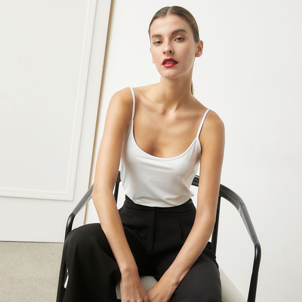 BASEMENT - Top esqueleto Mujer Basement