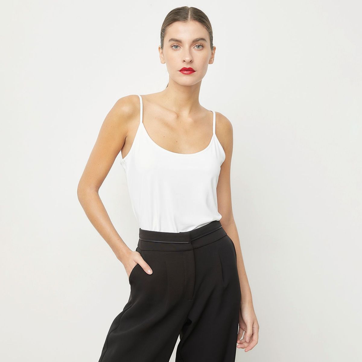 BASEMENT - Top esqueleto Mujer Basement