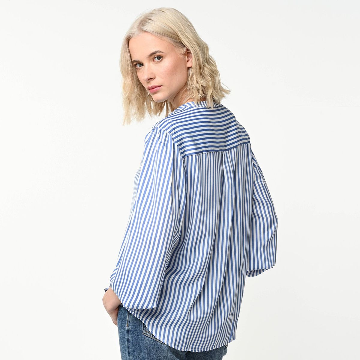 UNIVERSITY CLUB - Blusa Mujer Manga larga globo Satín University Club