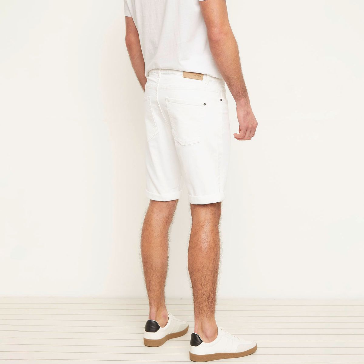 BASEMENT - Bermuda Hombre Basement