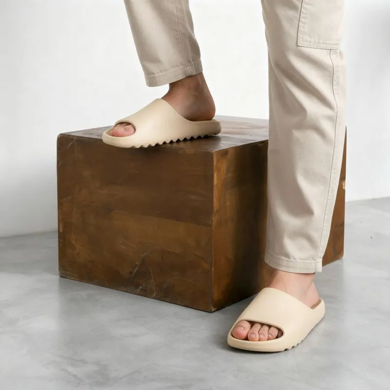 BEARCLIFF - Sandalias para Hombre Bearcliff Bevamp/Chancla para Hombre Bearcliff color Beige