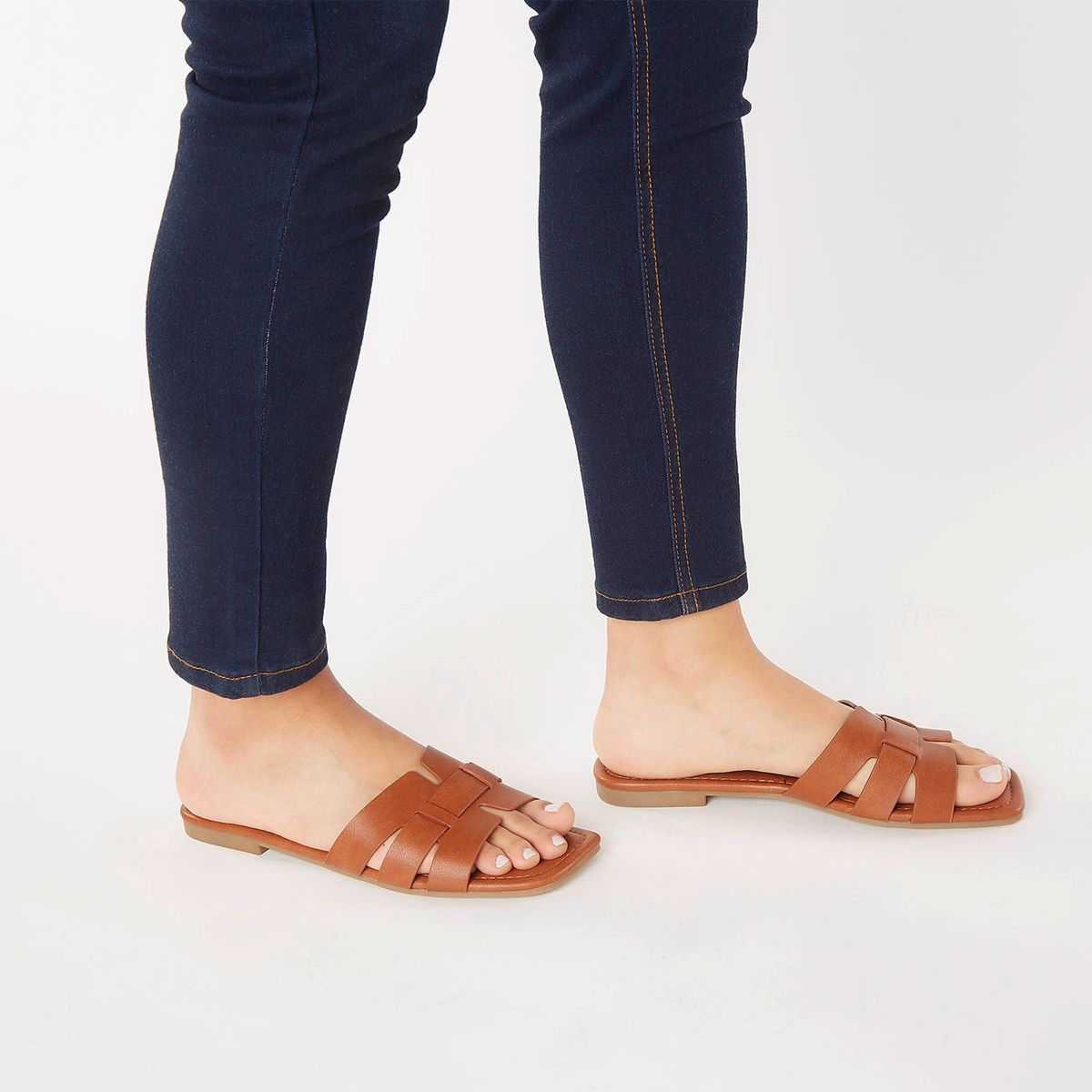 BASEMENT - Sandalias planas para Mujer Axe Basement