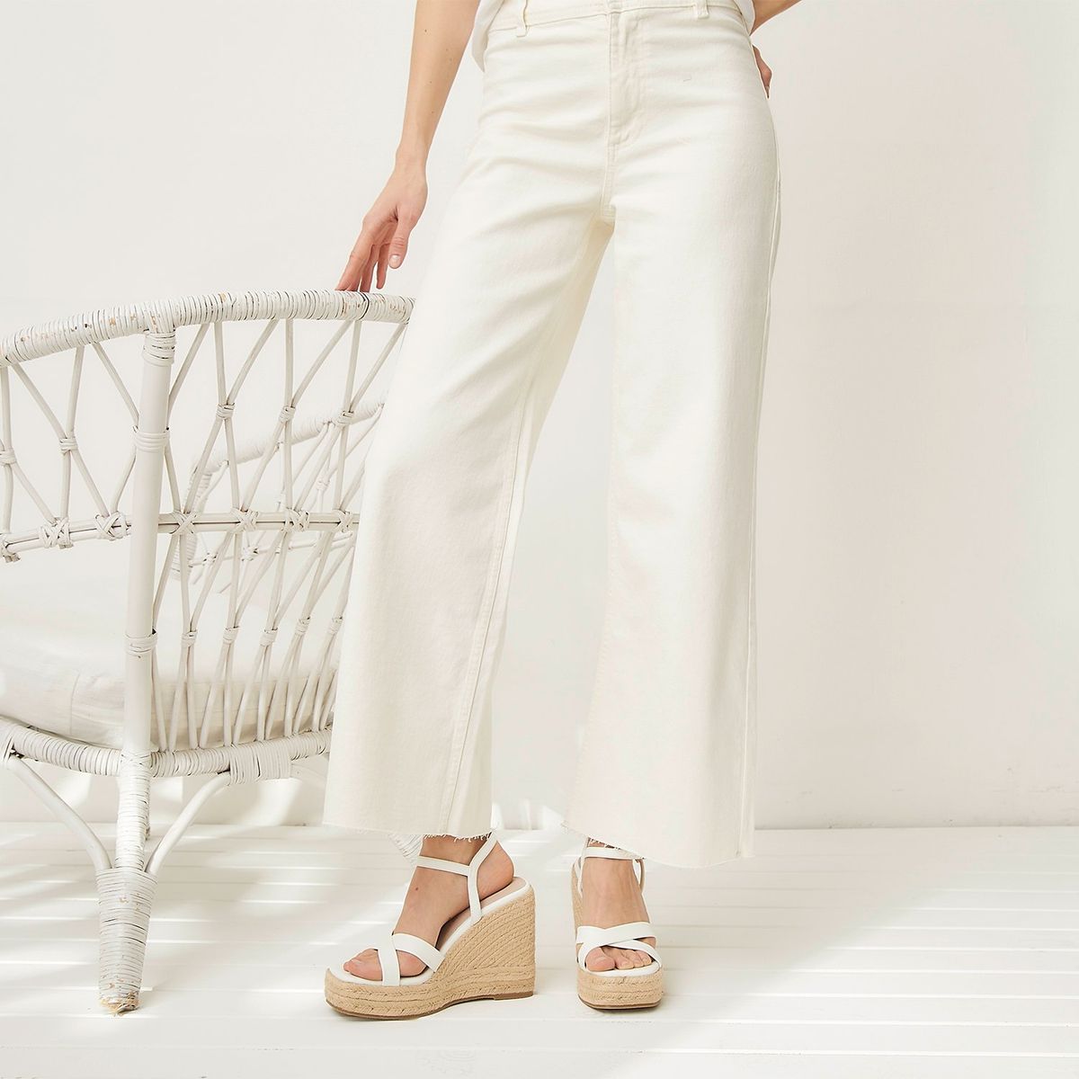 BASEMENT - Sandalias para Mujer Beige Alto Gadopen Basement con tacón corrido