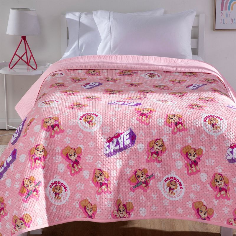 MICA KIDS - Cubrelecho Infantil Mica Kids con exterior y relleno de Poliéster 150 GSM Selvatico. Edredón Estampado para cama Sencillo y doble.