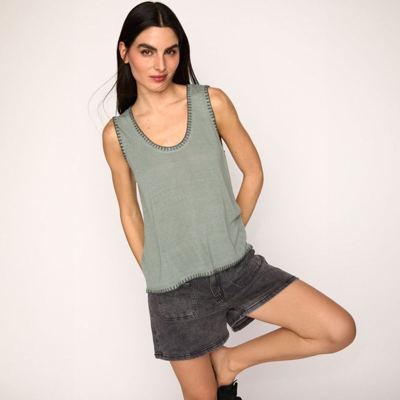 UNIVERSITY CLUB - Blusa Mujer con Bordado Sin mangas University Club