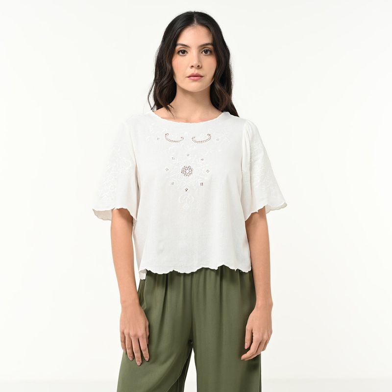 UNIVERSITY CLUB - Blusa Mujer con Bordado Manga corta University Club