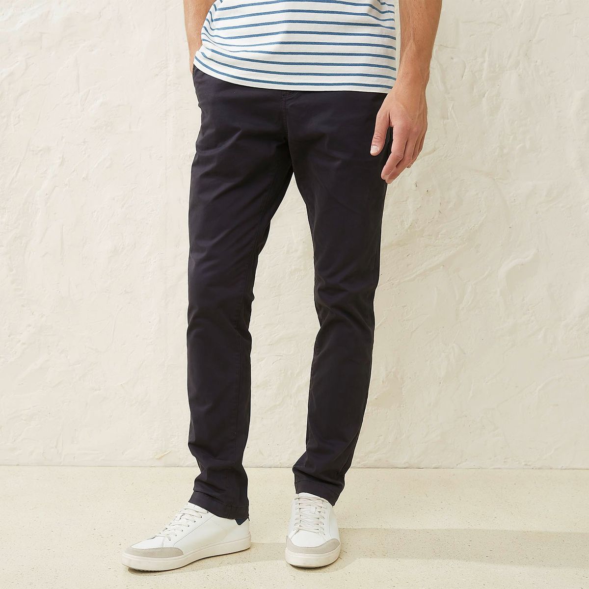 CASCAIS - Pantalón Chino Hombre Slim de Algodón Cascais.