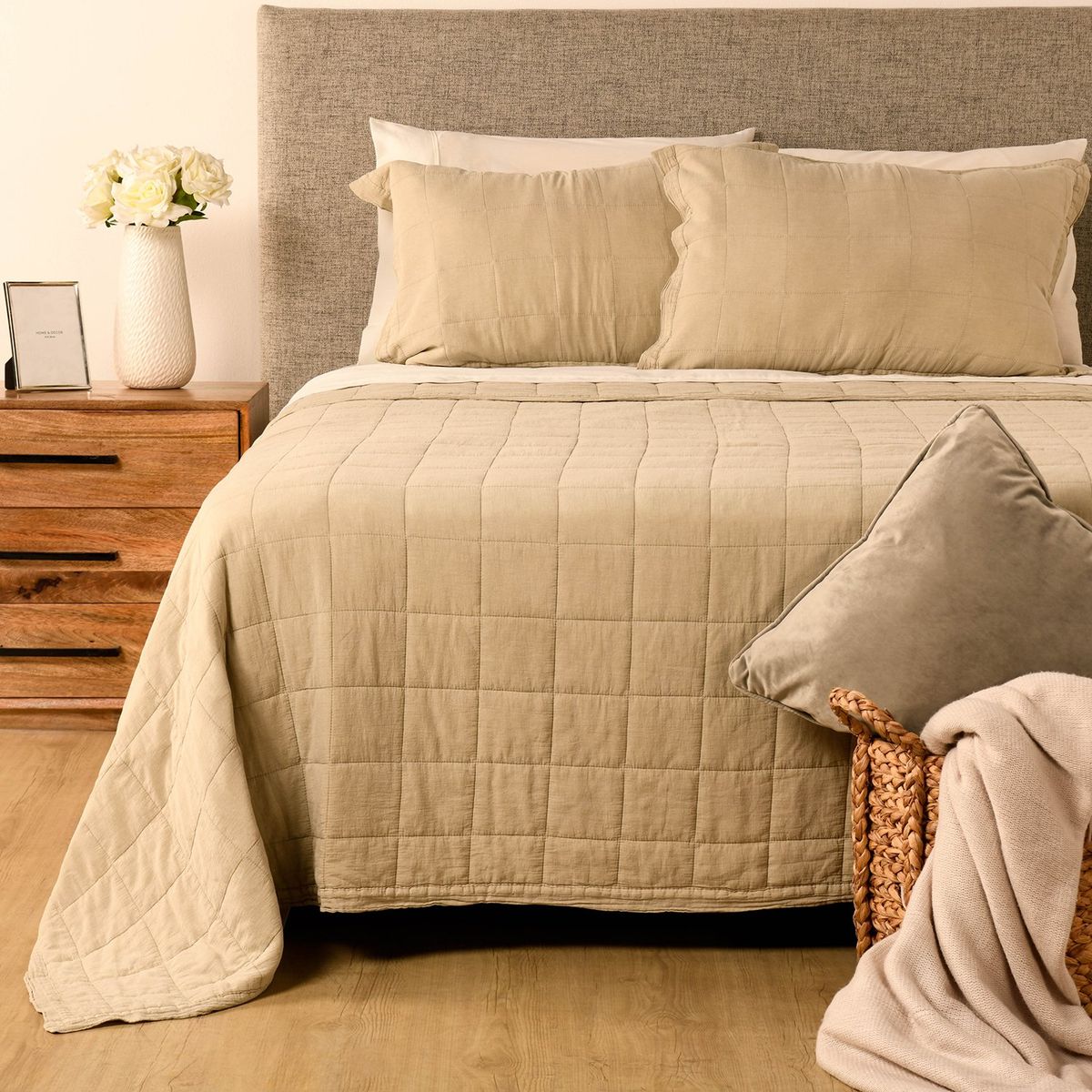 CASA CANTABRIA - Cubrelecho Casa Cantabria: Poliéster 120 GSM