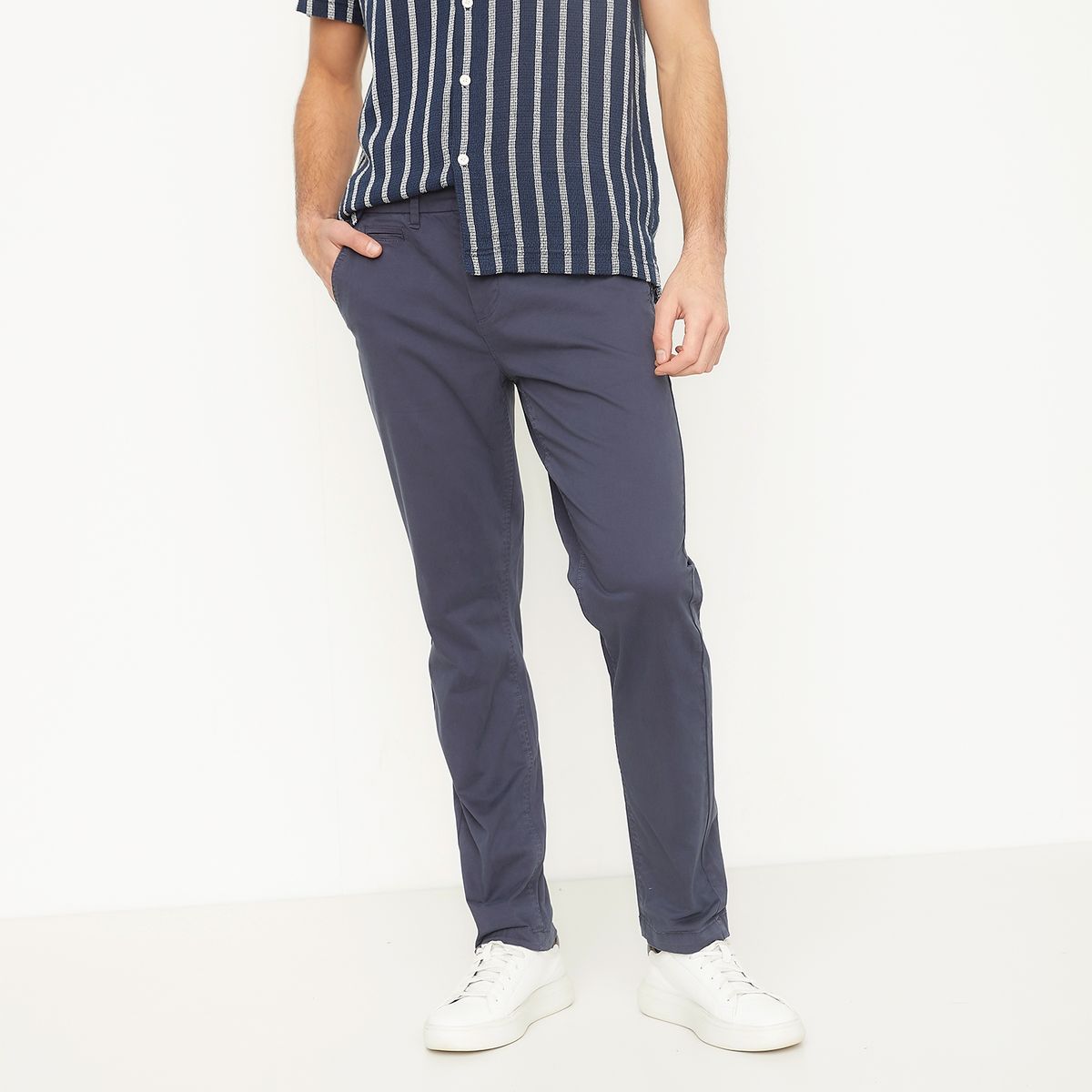 BASEMENT - Pantalón Chino Hombre Slim de Algodón Basement