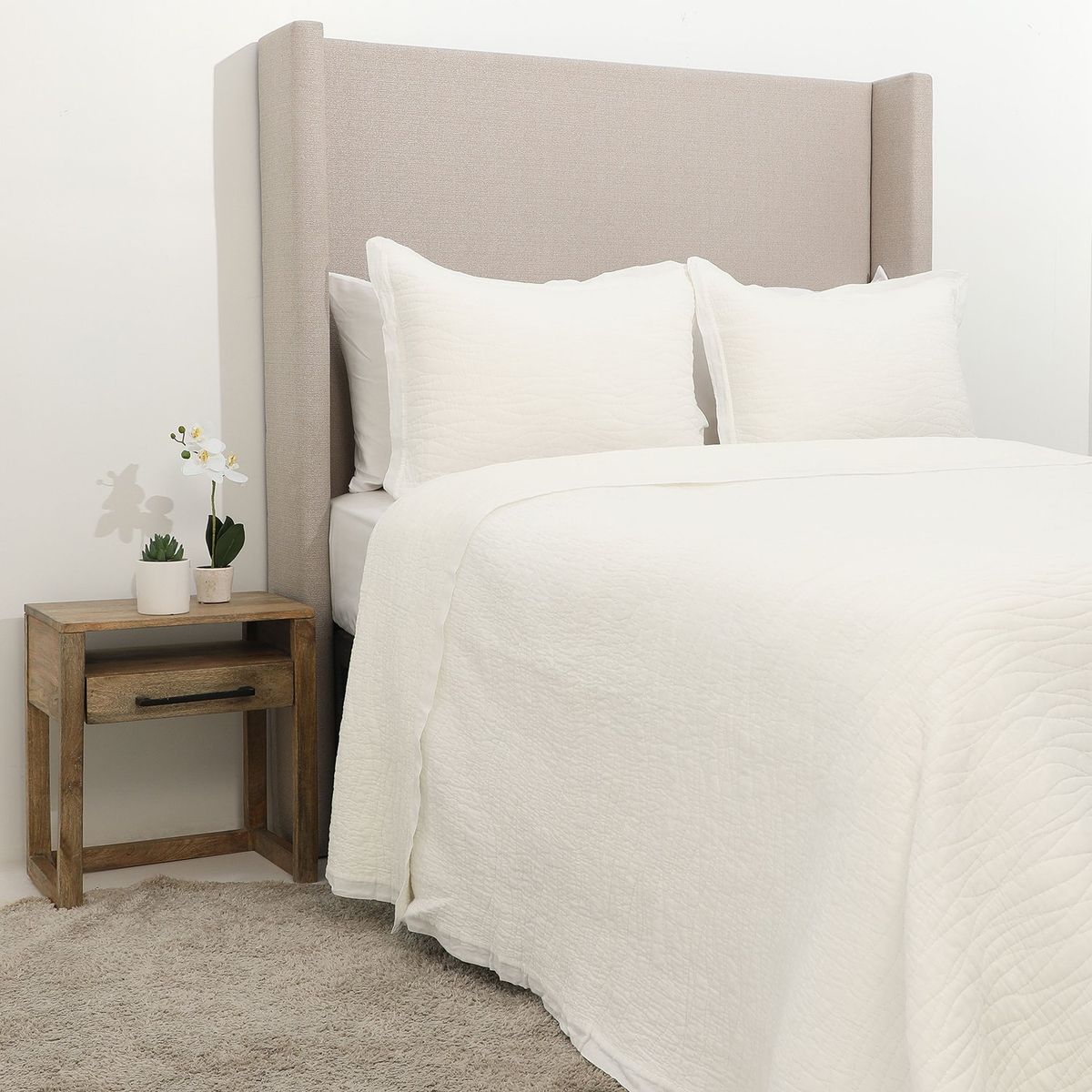 BASEMENT HOME - Edredón Textura Rivo con relleno de Poliéster 105 GSM