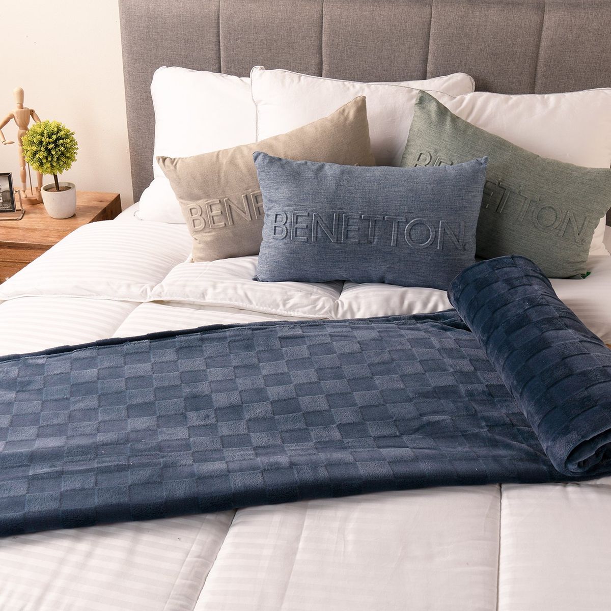 BENETTON - Cobija Estampada de Políester Benetton