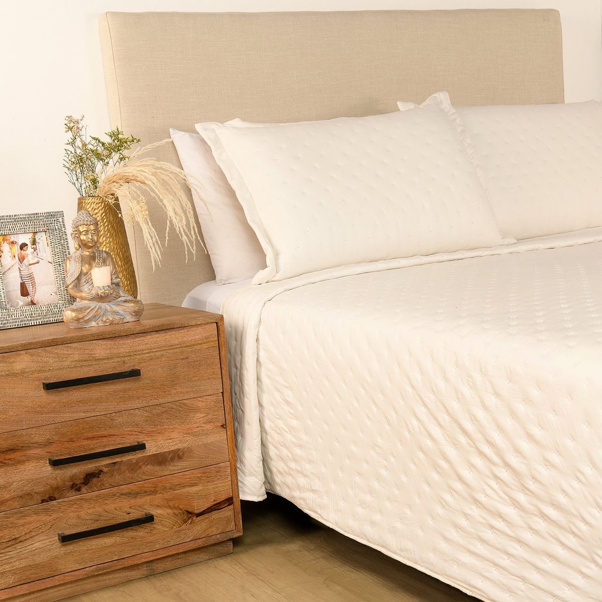 BASEMENT HOME - Cubrelecho Poliéster Sophi